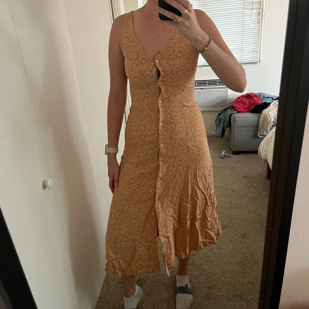 Vintage Floral Button-Down Midi Dress